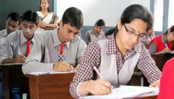 CBSE एग्जाम अपडेट्स: 10वीं-12वीं की कंपार्टमेंट परीक्षा 22 सितंबर से शुरू होगी, करीब 2 लाख स्टूडेंट्स इस साल होंगे शामिल,एग्जाम के लिए बोर्ड ने जारी की जरूरी गाइडलाइंस