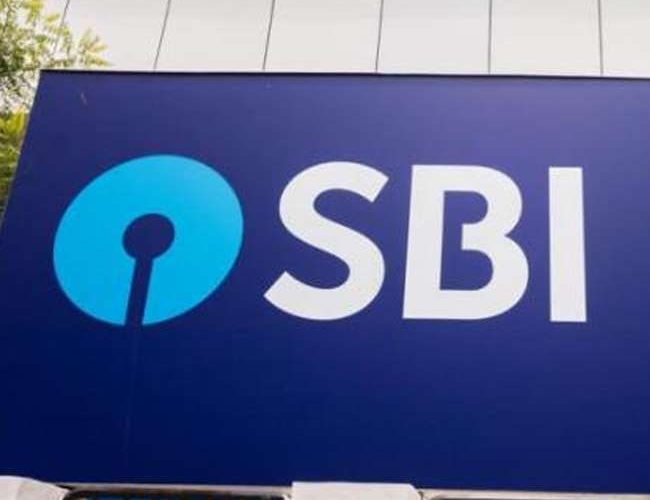 SBI चार बार से ज्यादा नकद निकालने पर लेगा शुल्क, जानिए कब से देना होगी फीस