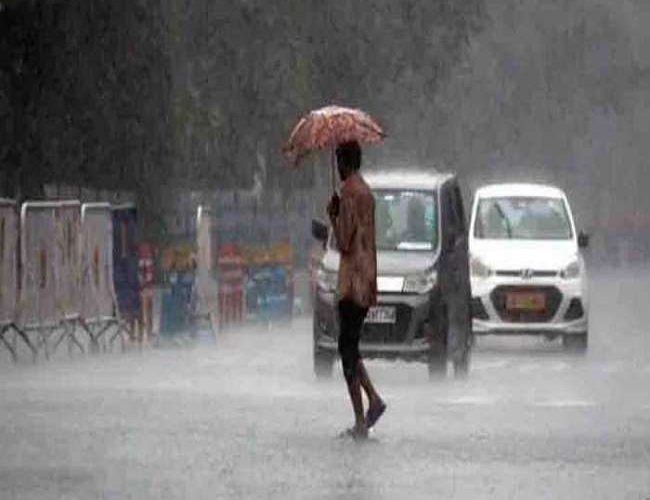 Monsoon Update: यूपी-बिहार में बारिश के आसार, जानें- दिल्ली सहित अन्य राज्यों में मौसम का हाल