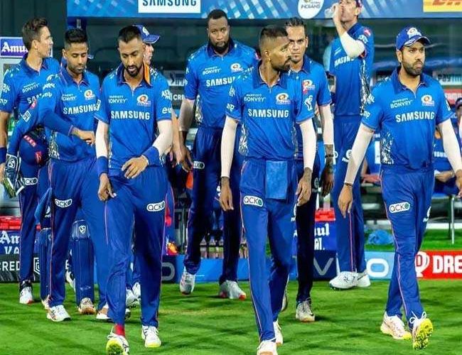 MI vs KKR Live IPL 2021: केकेआर ने टॉस जीतकर गेंदबाजी चुनी, रोहित शर्मा की हुई वापसी