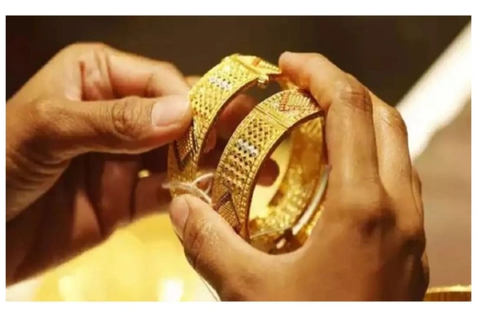 Gold Price Update: धनतेरस और दिवाली से पहले सस्ता सोना-चांदी खरीदने का सुनहरा मौका, जल्दी करें !